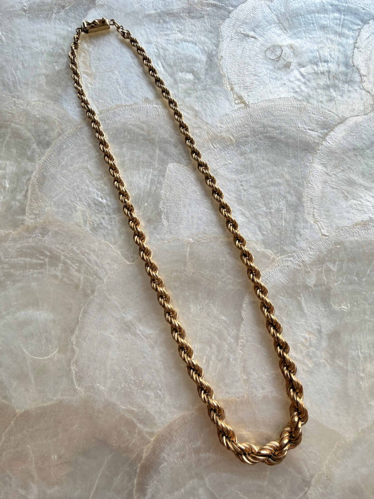 Vintage yellow 14K gold UnoAerre graduated rope chain, 16 inch