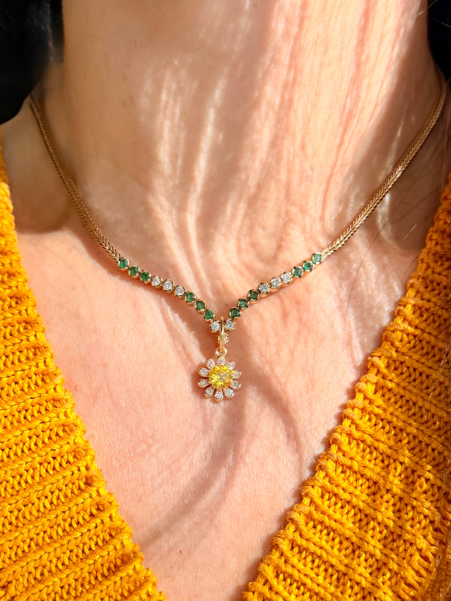 3GOG Natural Yellow Sapphire and Diamond Garden Party Flower Pendant 18K