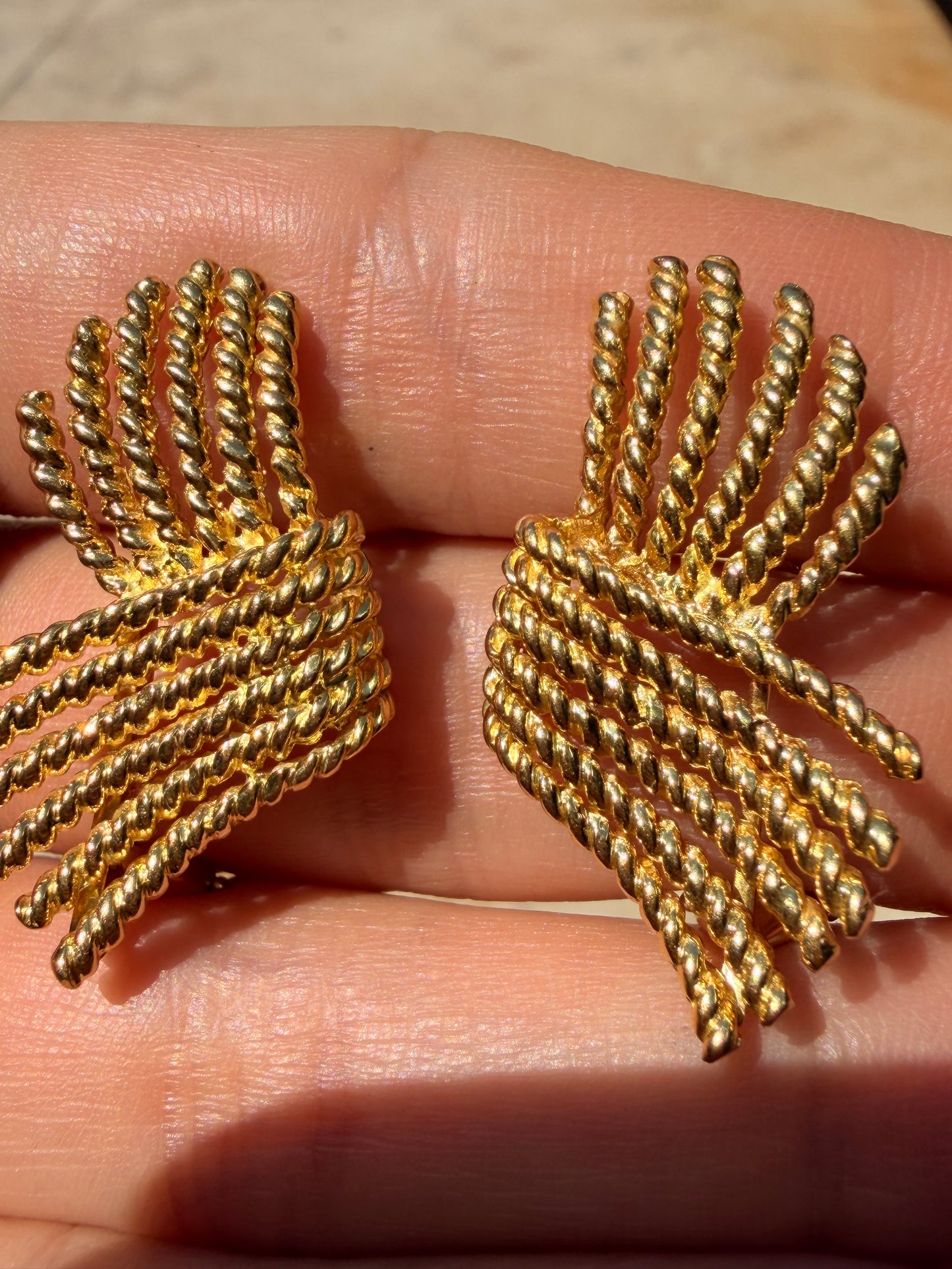 Vintage yellow 18K Tiffany and Co Schlumberger rope twist omega back earrings