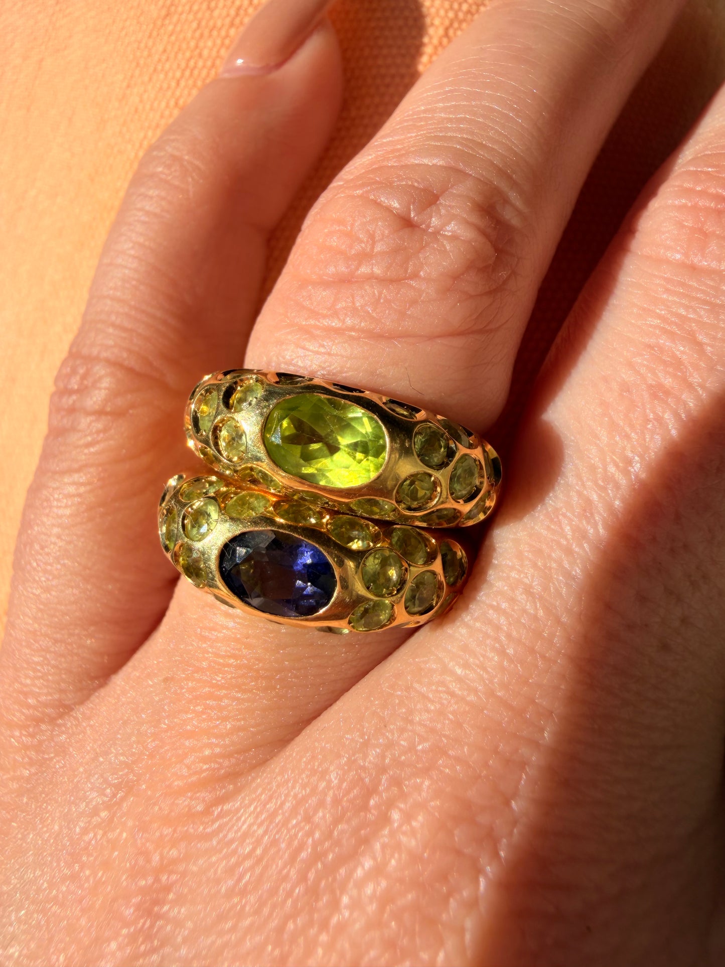 Vintage yellow 18K gold peridot and iolite domed rings with over 4.6ctw, size 6-6.25