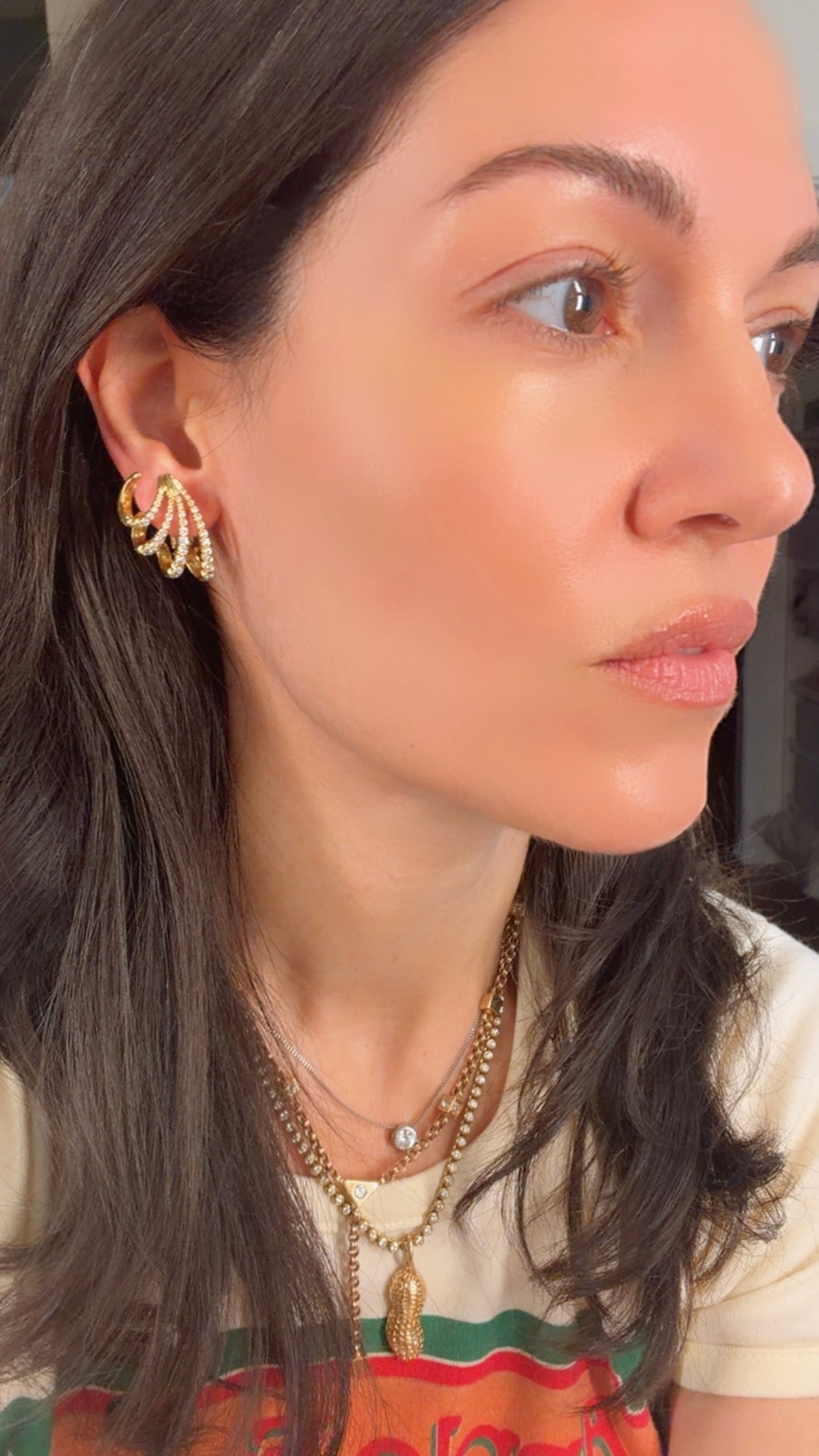 Vintage yellow 18K approx 2.5ctw Henry Dunay designer diamond wave earrings