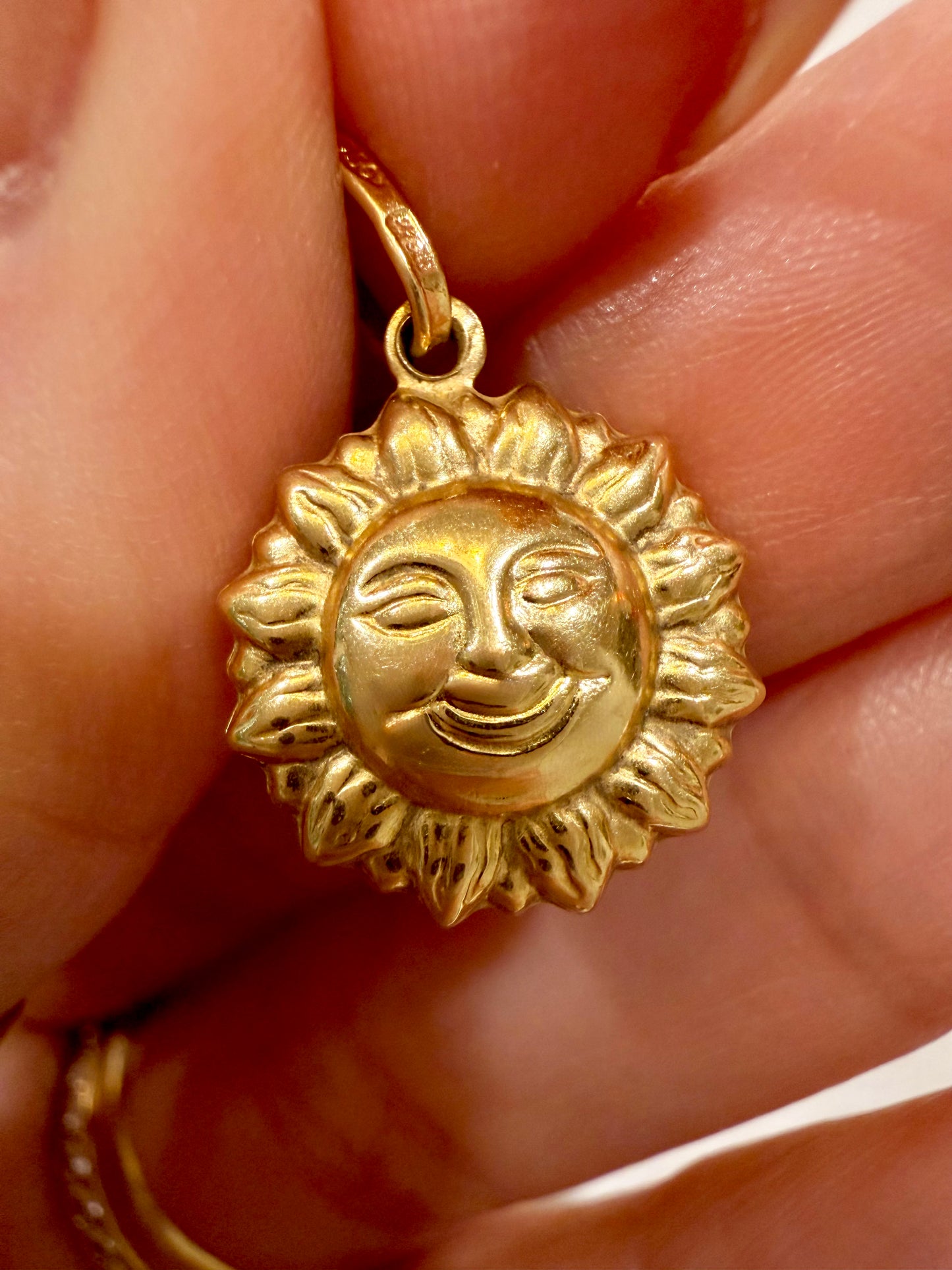 Vintage yellow 18K happy double sided sun puffy charm