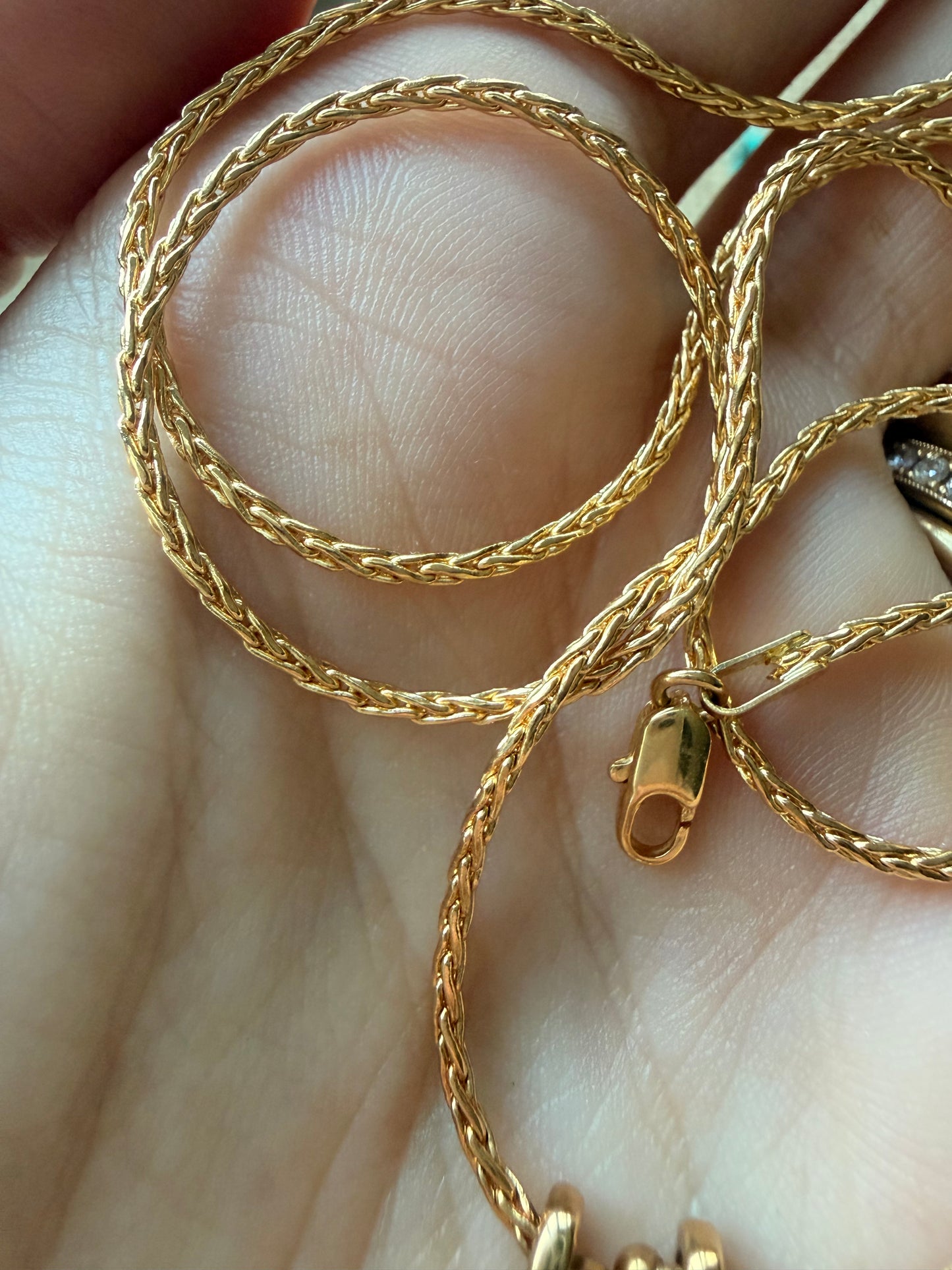 Vintage yellow 18K wheat chain with 1.05 ctw Old European Cut Diamond U pendant with ruby, 20 and 3/8 inch