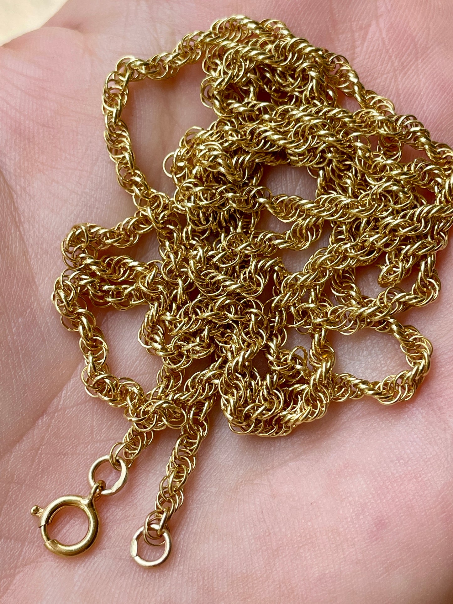 Vintage yellow 14K gold open twist link chain, 31.75 inch