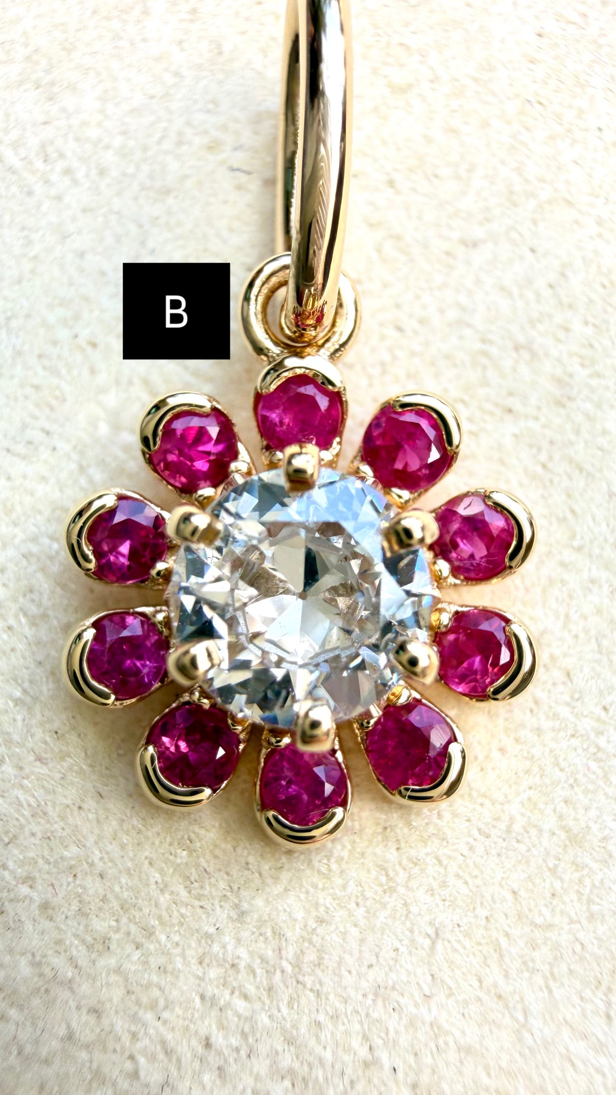 3GOG Natural Antique Diamond Garden Party Flower Pendant 18K - Release 3