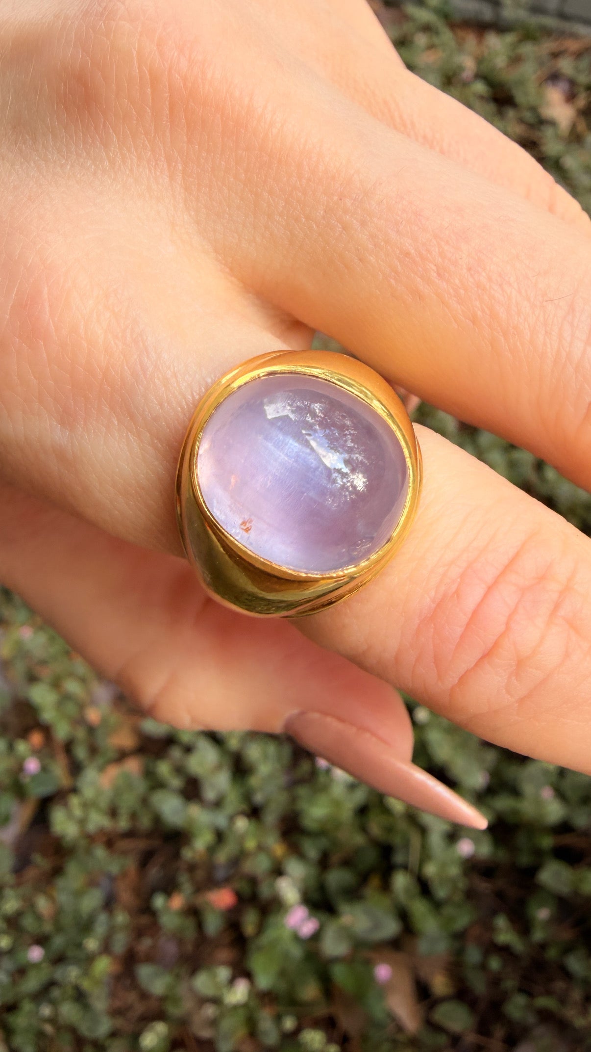 Vintage yellow 18K natural unheated 19.3 ctw purple pink sapphire cabochon ring, size 8.5 sizable