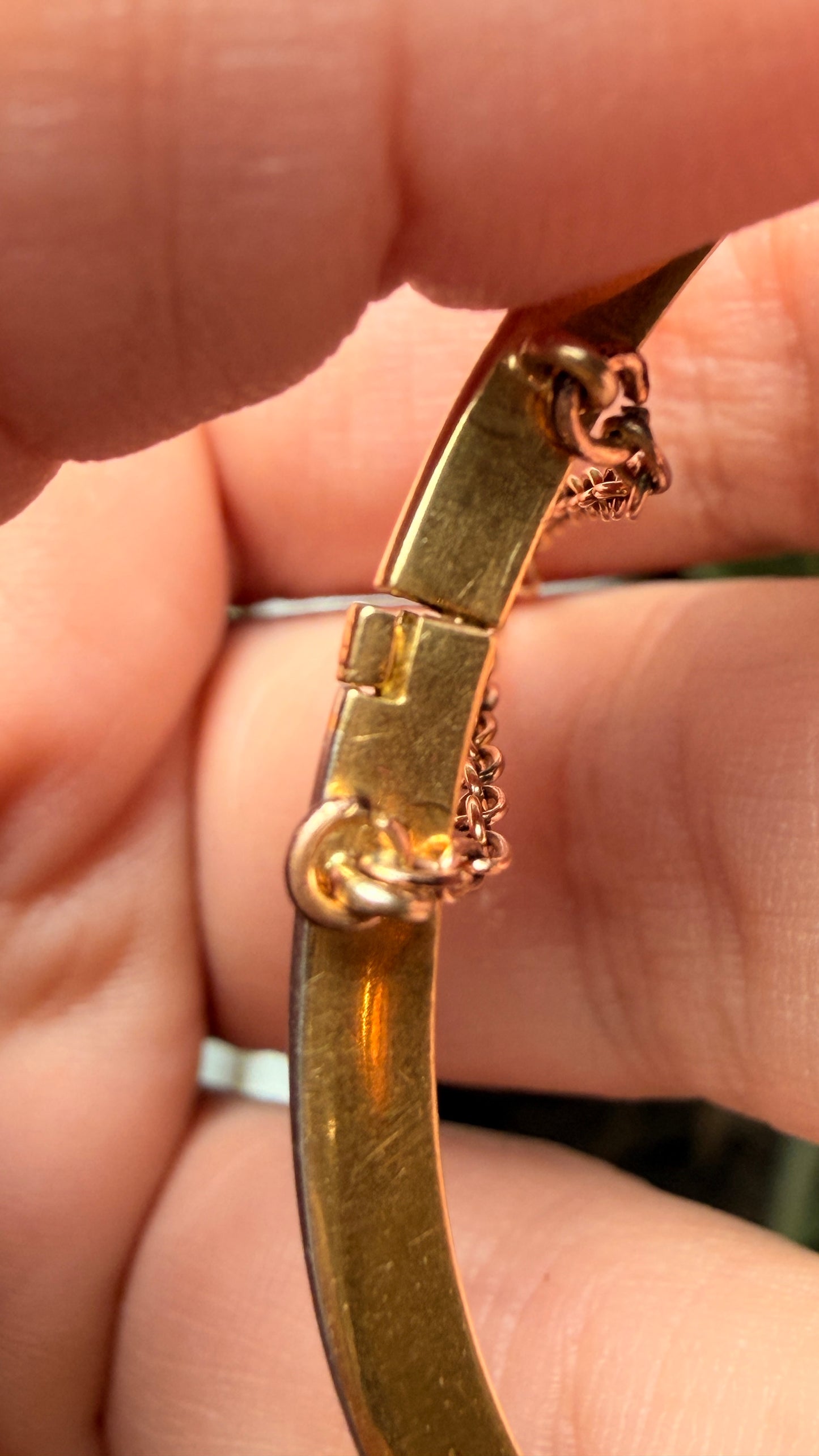 Antique yellow 14K and platinum 1.5ctw Old Mine Cut Diamond 3 stone bangle, 7 inch