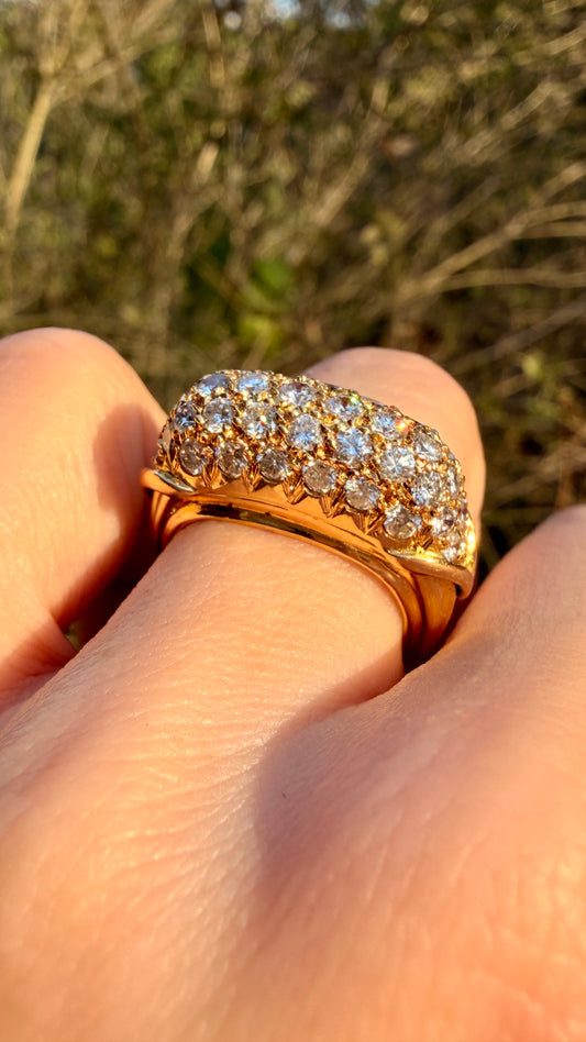 Vintage yellow 18K approx 1.5ctw diamond ring with ribbed detail, size 5.5-5.75