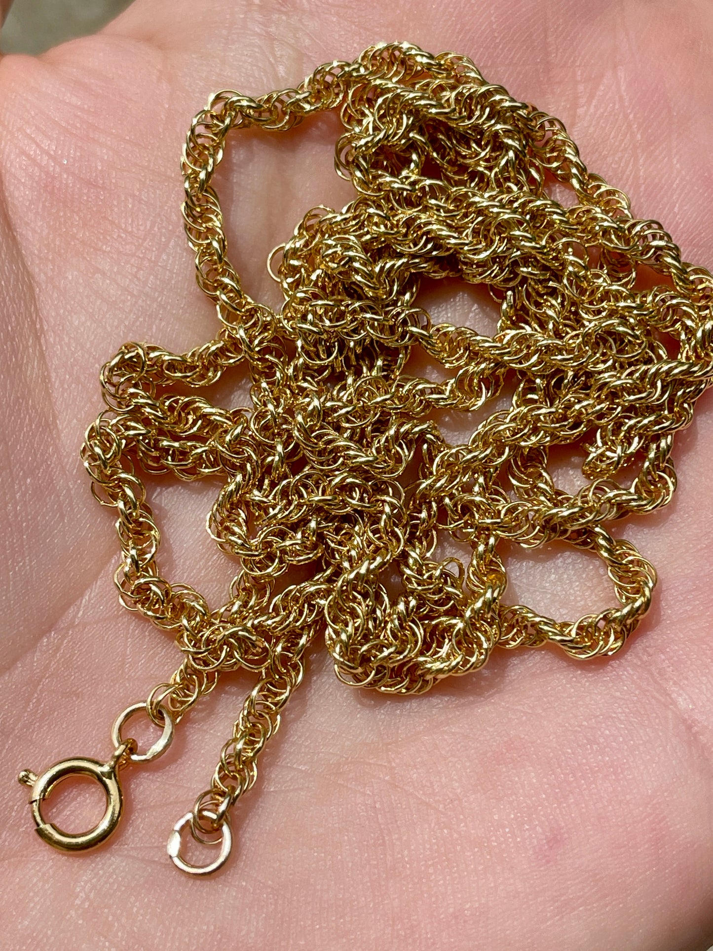 Vintage yellow 14K gold open twist link chain, 31.75 inch