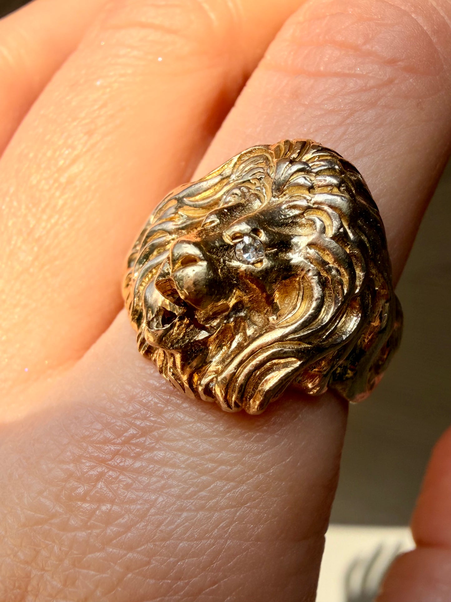Vintage yellow 14K diamond lion ring, size 9