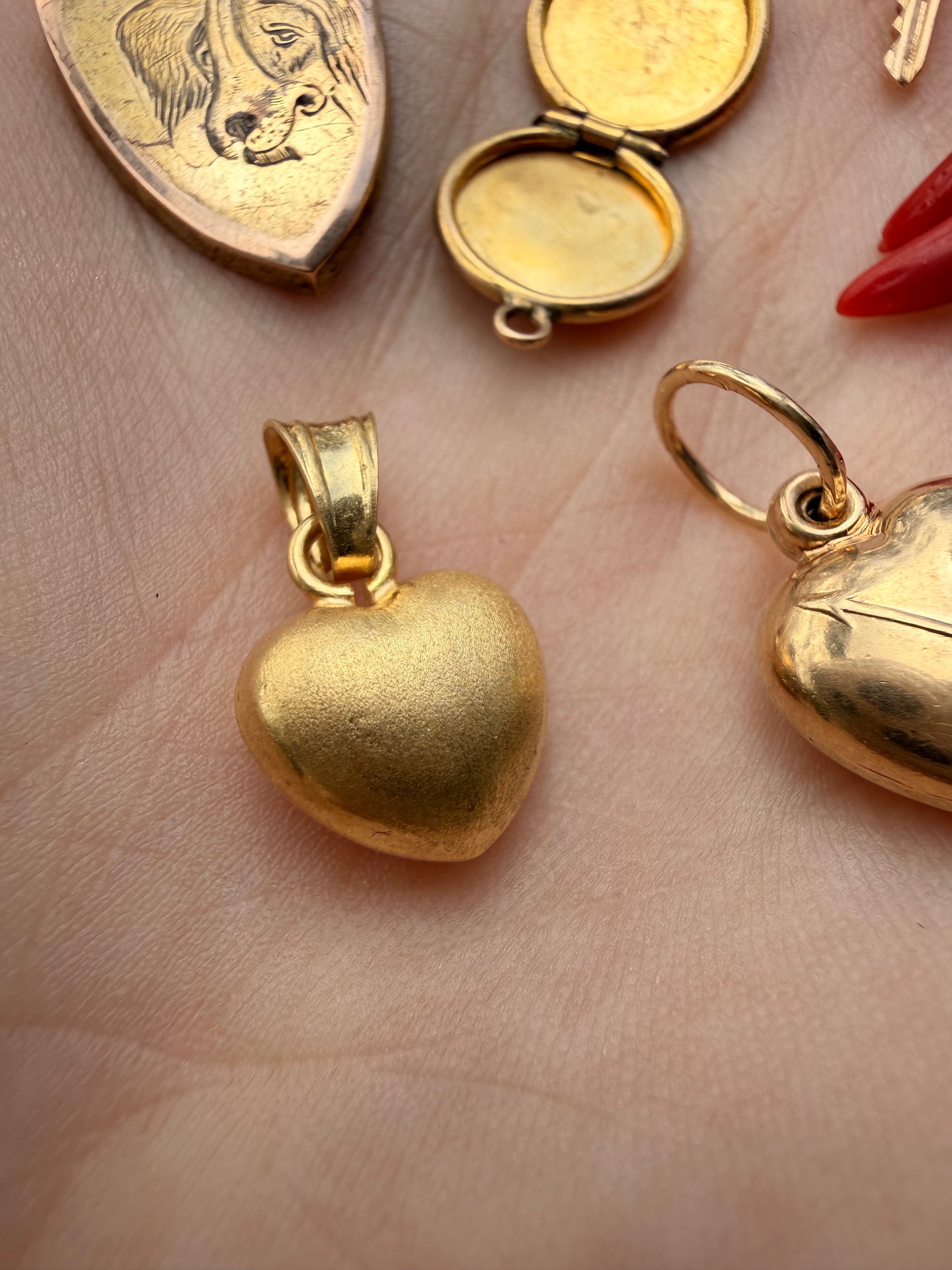 Vintage yellow 18K gold textured puffy heart charm