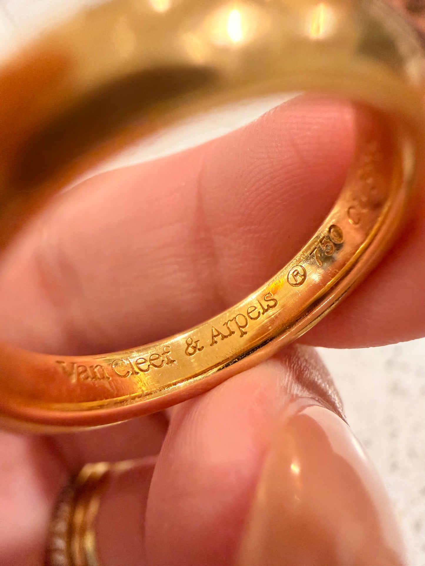 Vintage yellow 18K gold Van Cleef & Arpels donut band, size 6.5 fit