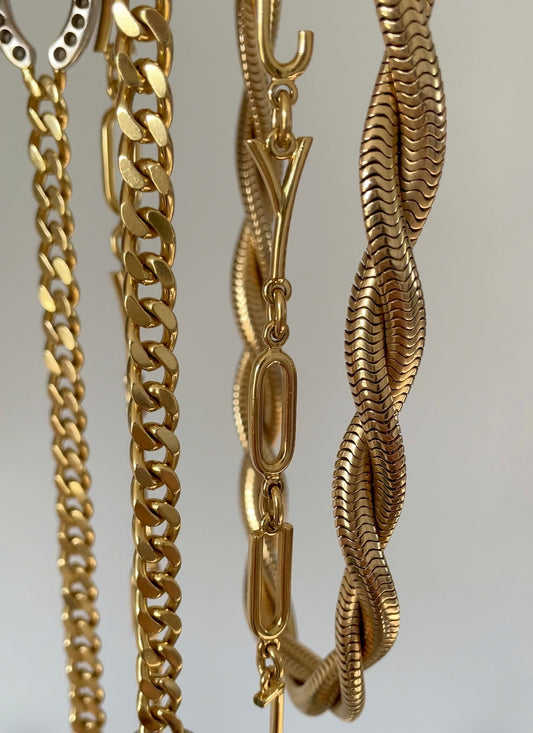 Vintage yellow 14K twisted retro era snake chain, 17.5 inch
