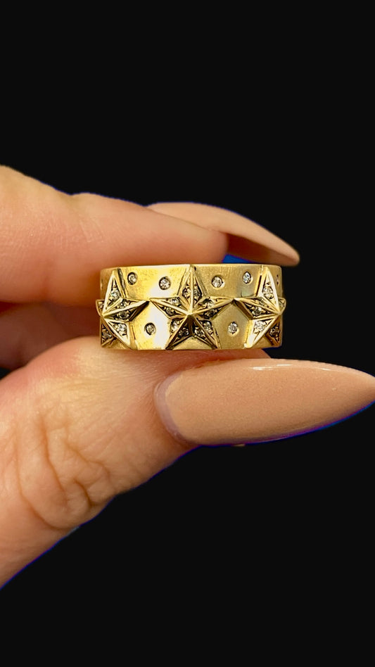 Estate yellow 18K approx .3 ctw diamond star wide band, size 6.5