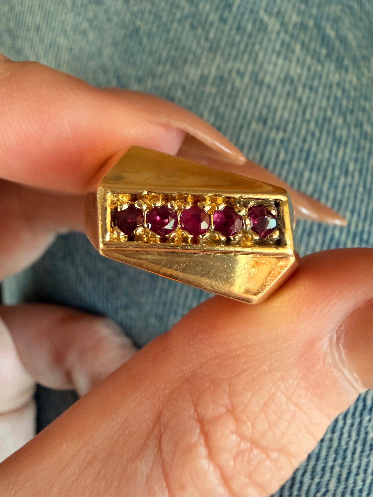 Vintage yellow 14K approx .28ctw ruby diagonal signet style ring, size 8.5