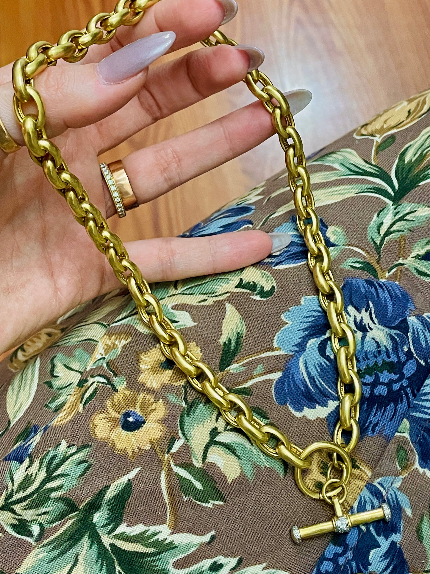 Vintage yellow 18K gold oval link and diamond toggle clasp chain, 18 and 1/8 inch
