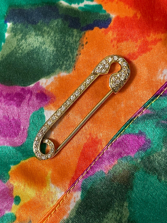 [PRIVATE] Vintage yellow 18K safety pin with approx .11ctw diamonds