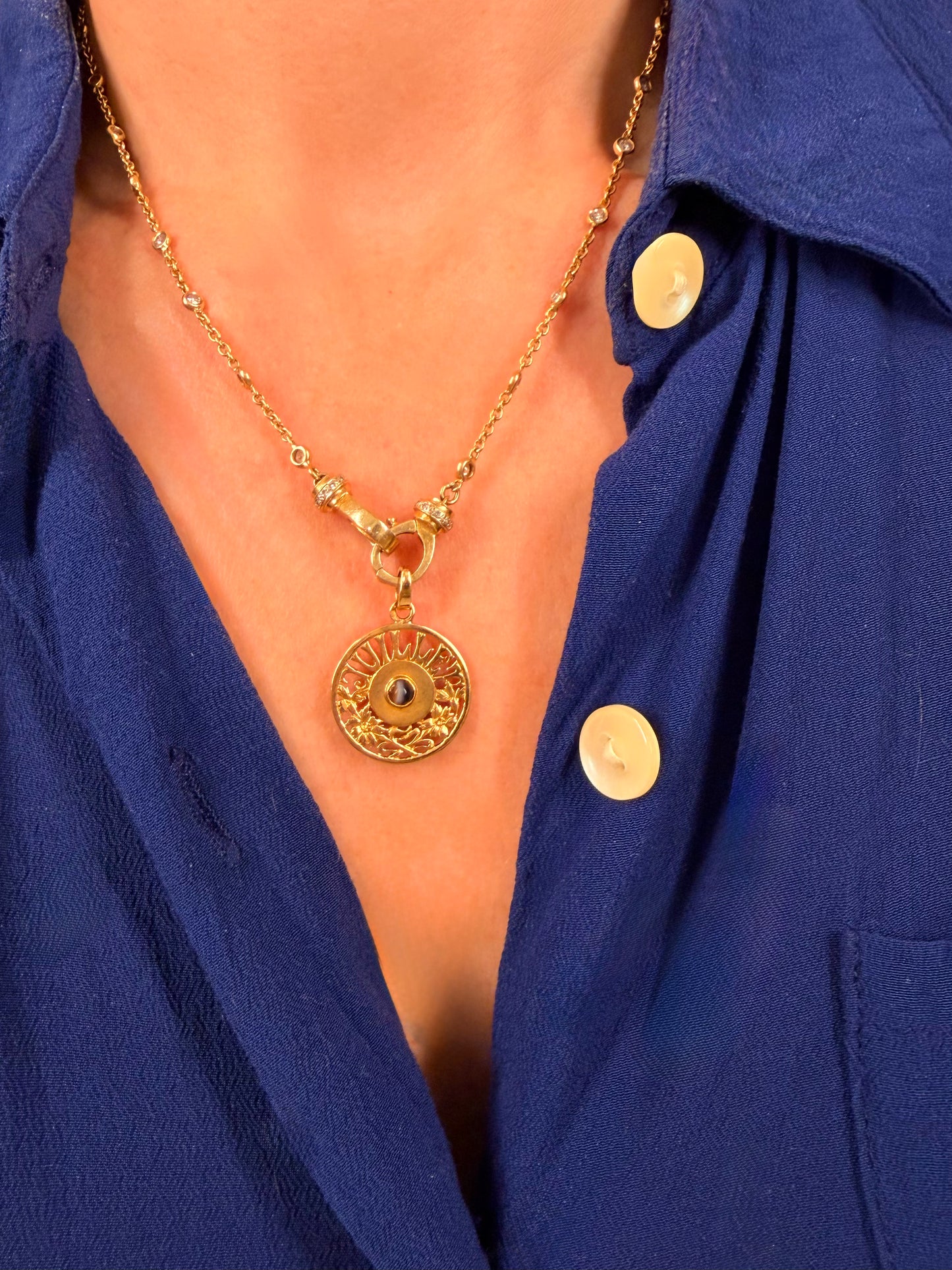 Antique yellow 18K circa 1900-1910 French agate Juillet 'July' birth month pendant