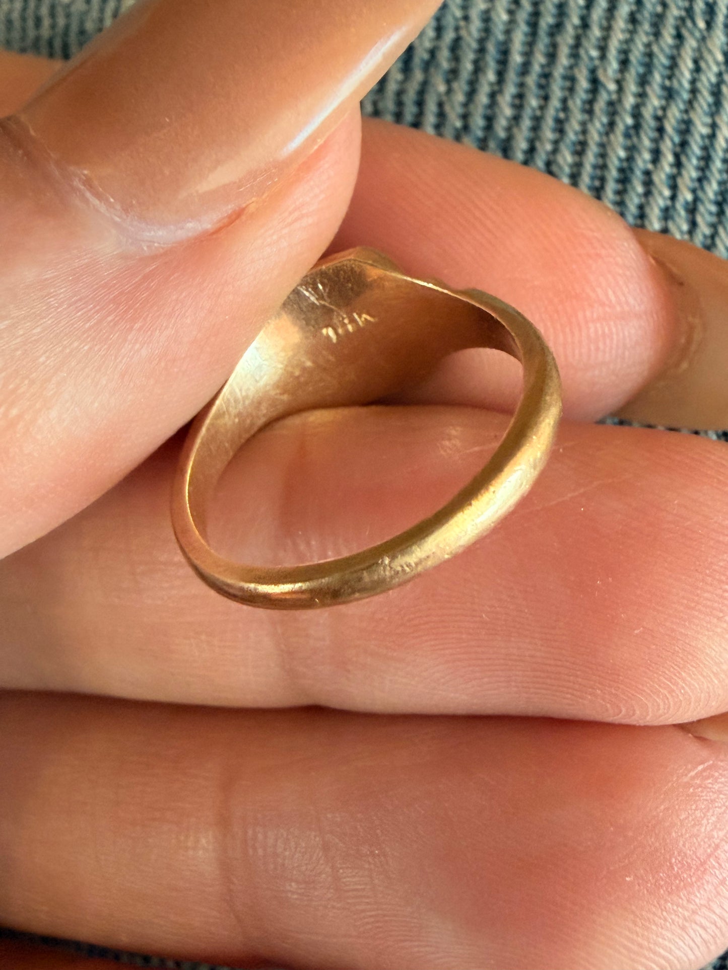 Antique yellow 14K 'DA' initials square signet ring, size 3.75