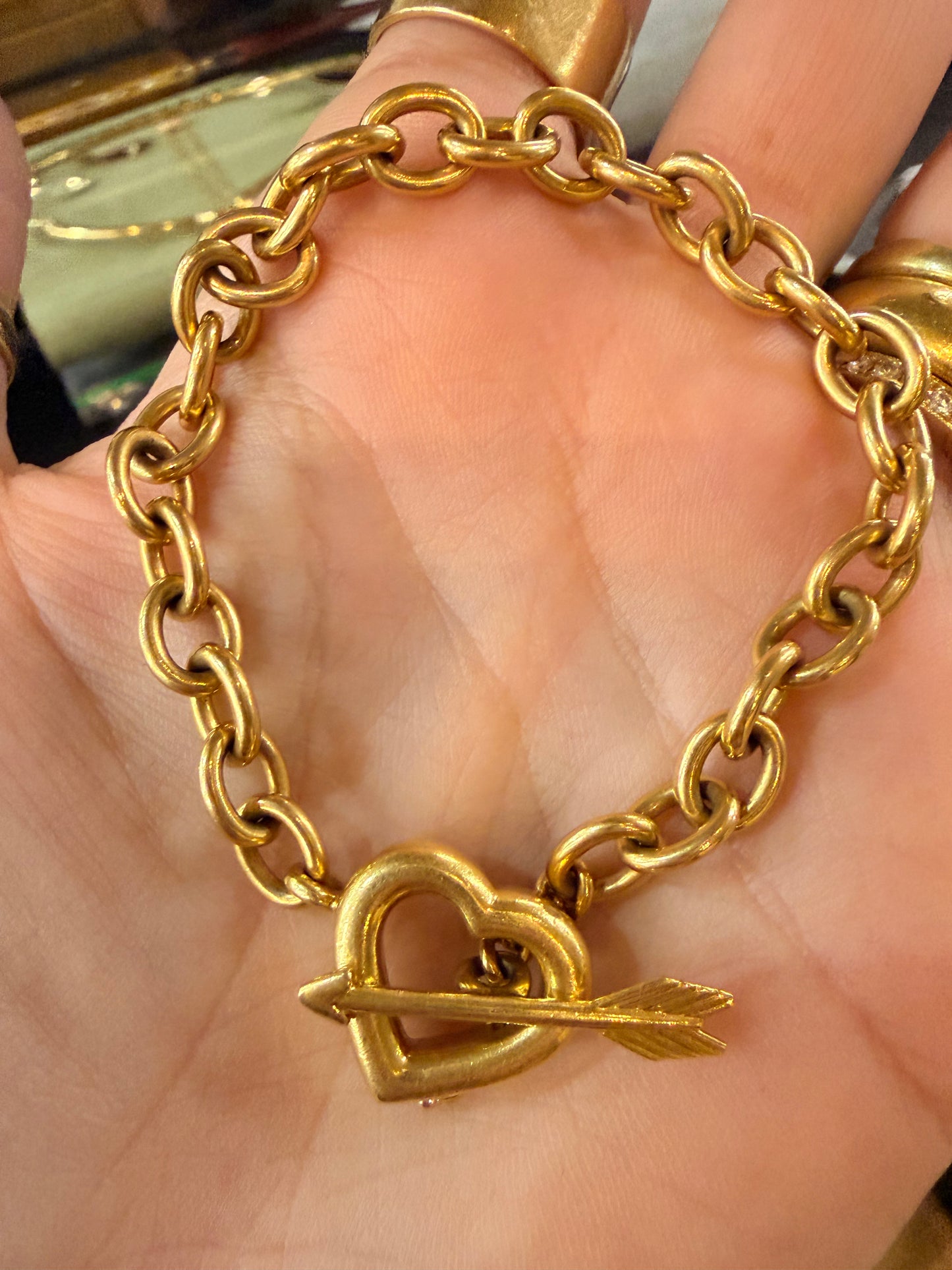 Vintage yellow 18K Tiffany and Co heart and arrow cable link bracelet