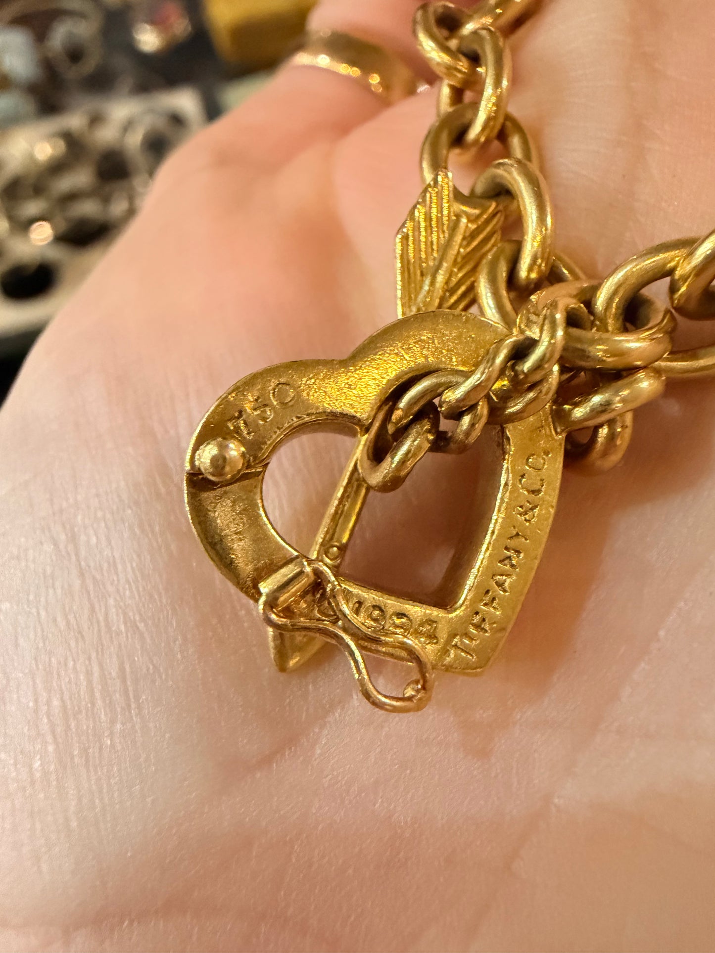 Vintage yellow 18K Tiffany and Co heart and arrow cable link bracelet