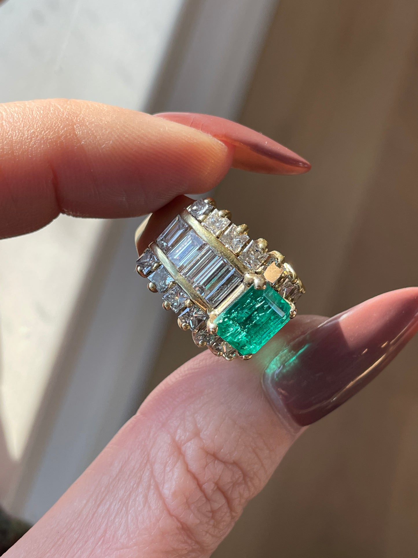 Vintage yellow 18K gold approx 3.7 ctw diamond and 1.8 ctw natural emerald statement ring, size 6