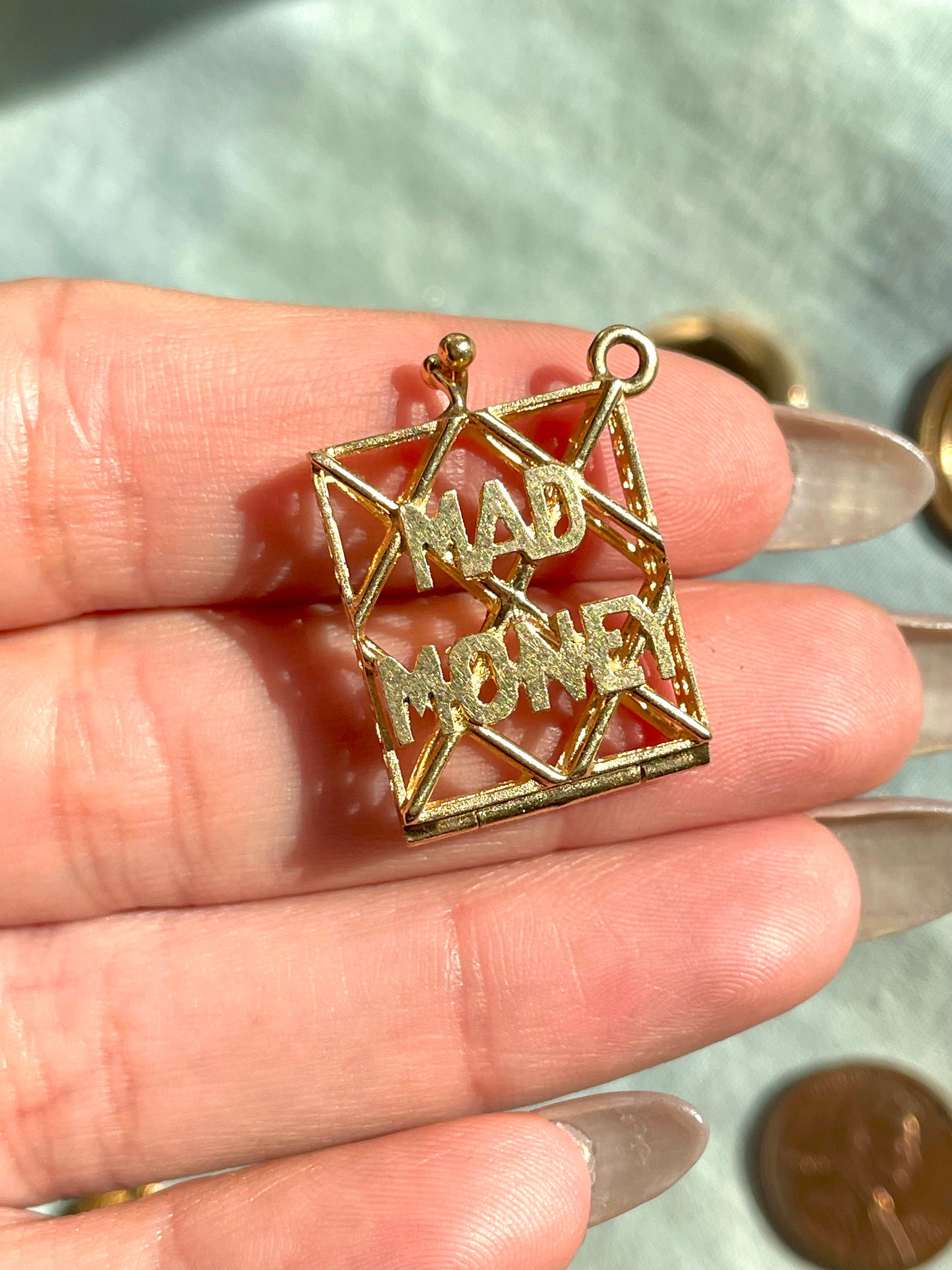 Vintage 14K Mad Money pendant