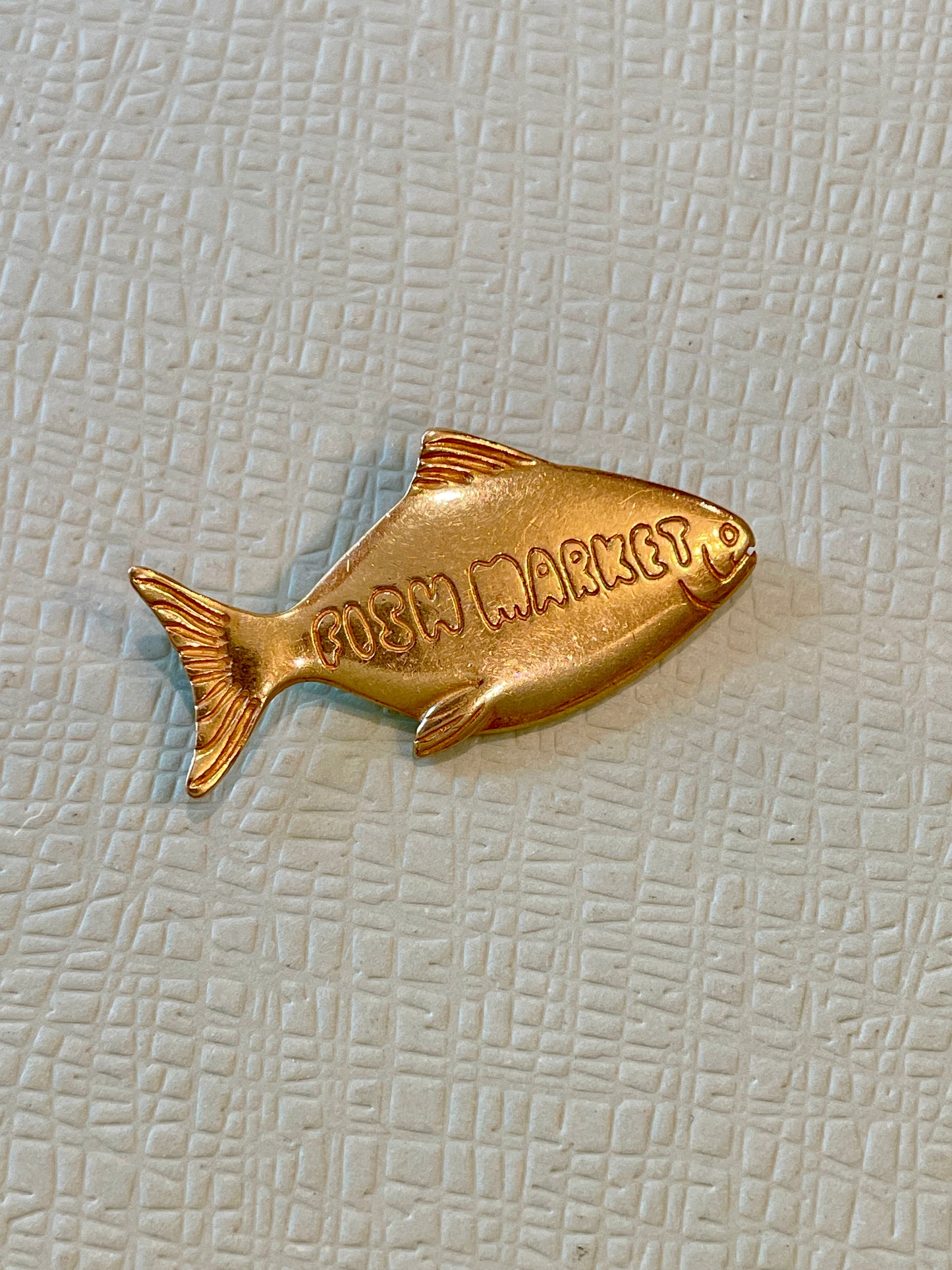 Vintage yellow 14K gold Fish Market Fish pendant