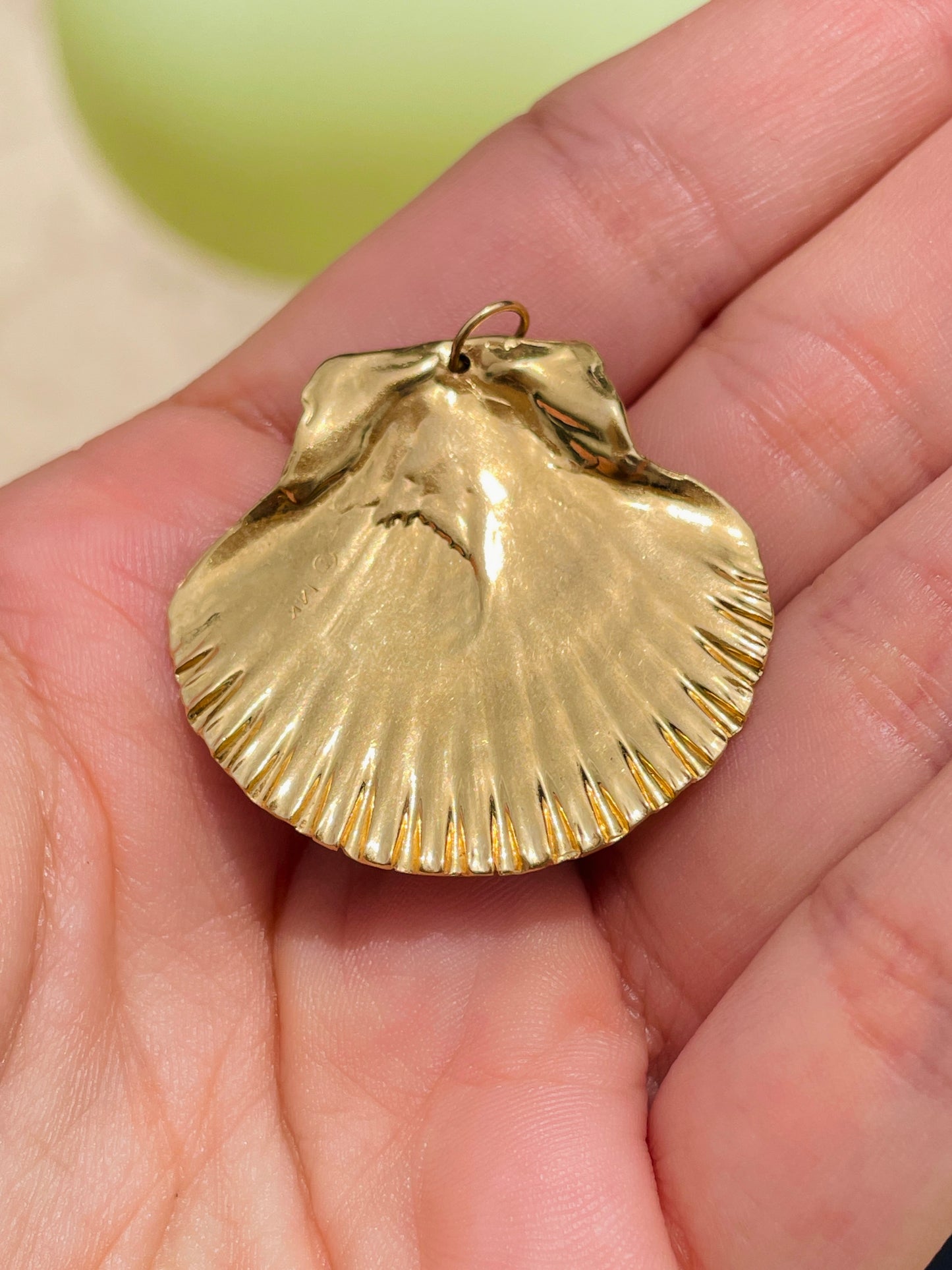 Vintage yellow 14K large textured shell pendant