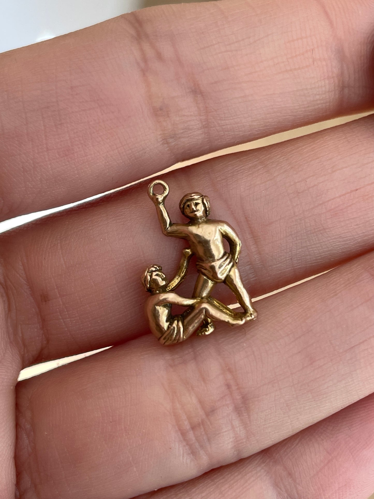 Vintage yellow 9K Gemini 3D figural charm