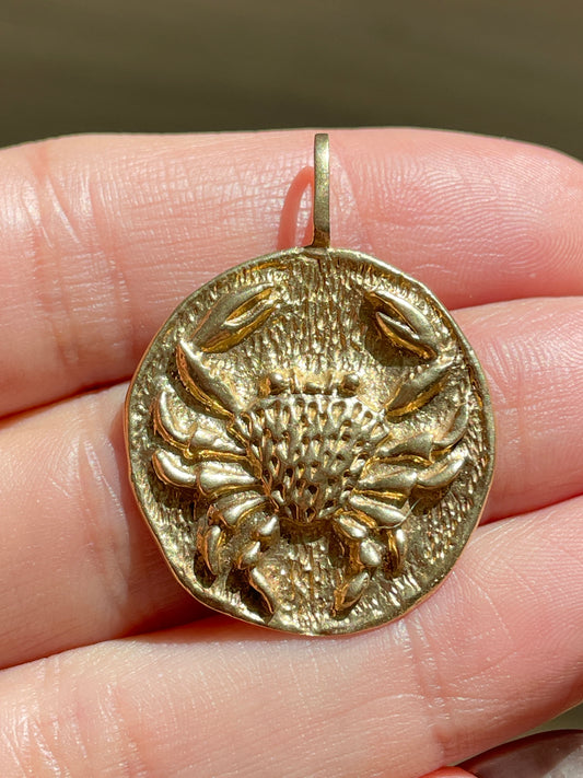 Vintage yellow 14K textured Cancer statement medallion pendant