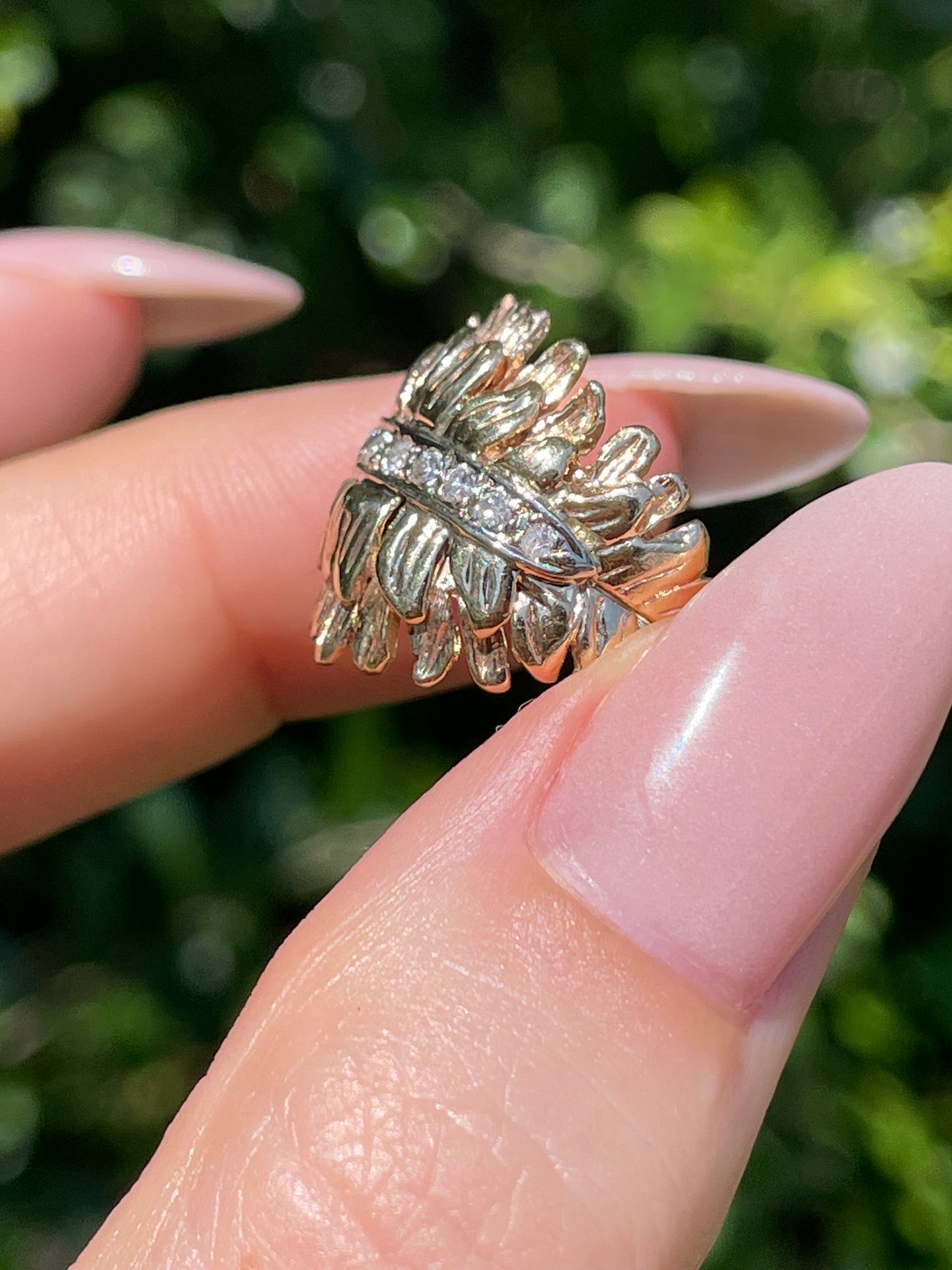 Vintage yellow and white 14K feathers motif ring with diamonds, size 5.5