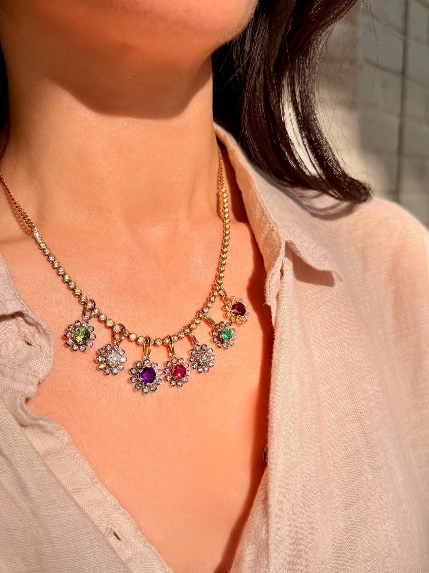 3GOG Natural Aquamarine Garden Party Flower Pendant 14K