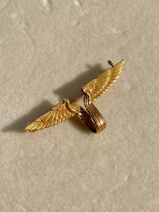 Vintage yellow 10K pin with birds and outstretched wings, 1.5 inch