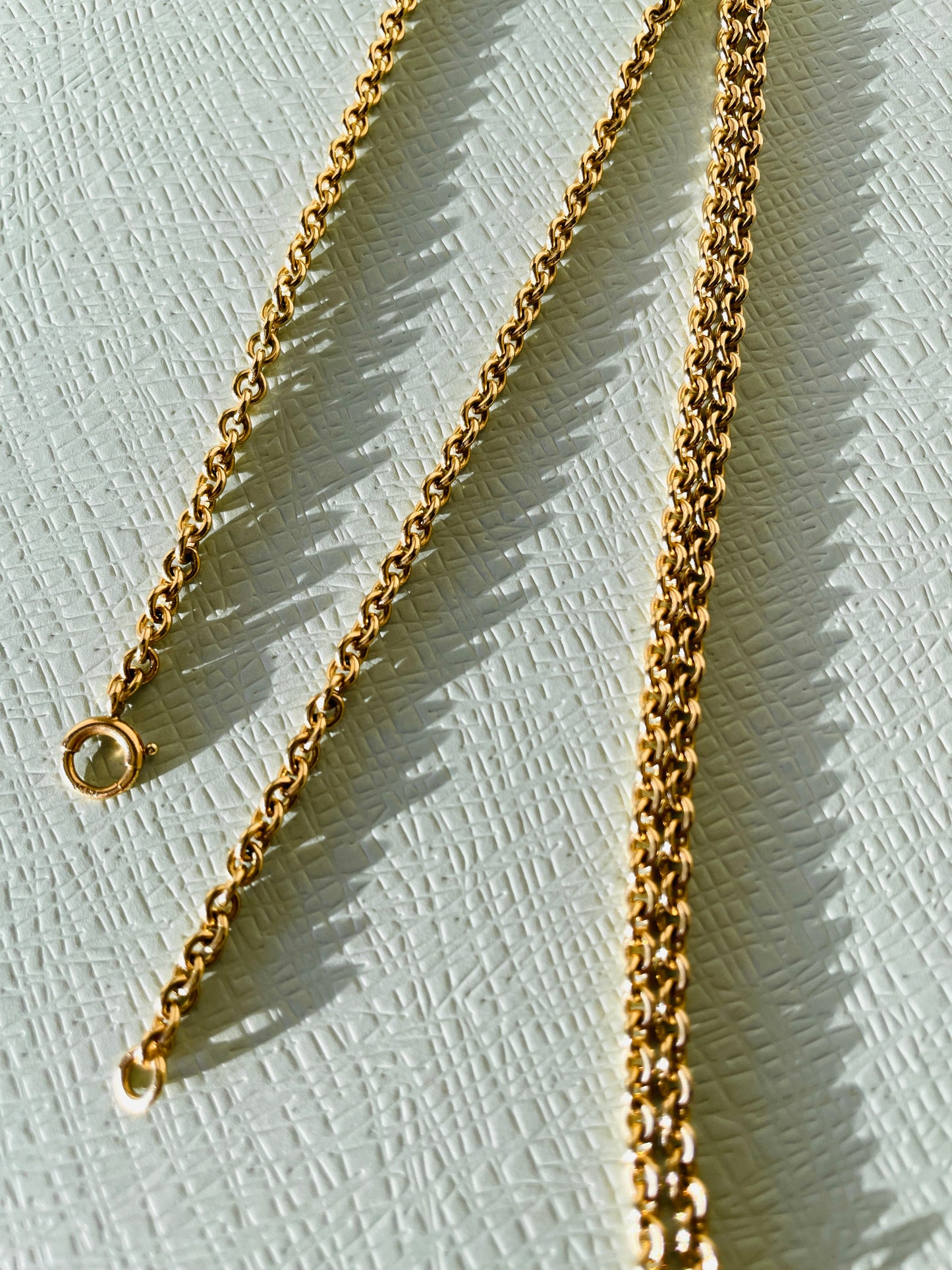 Vintage yellow 14K gold round solid cable link chain, 23.75 inch