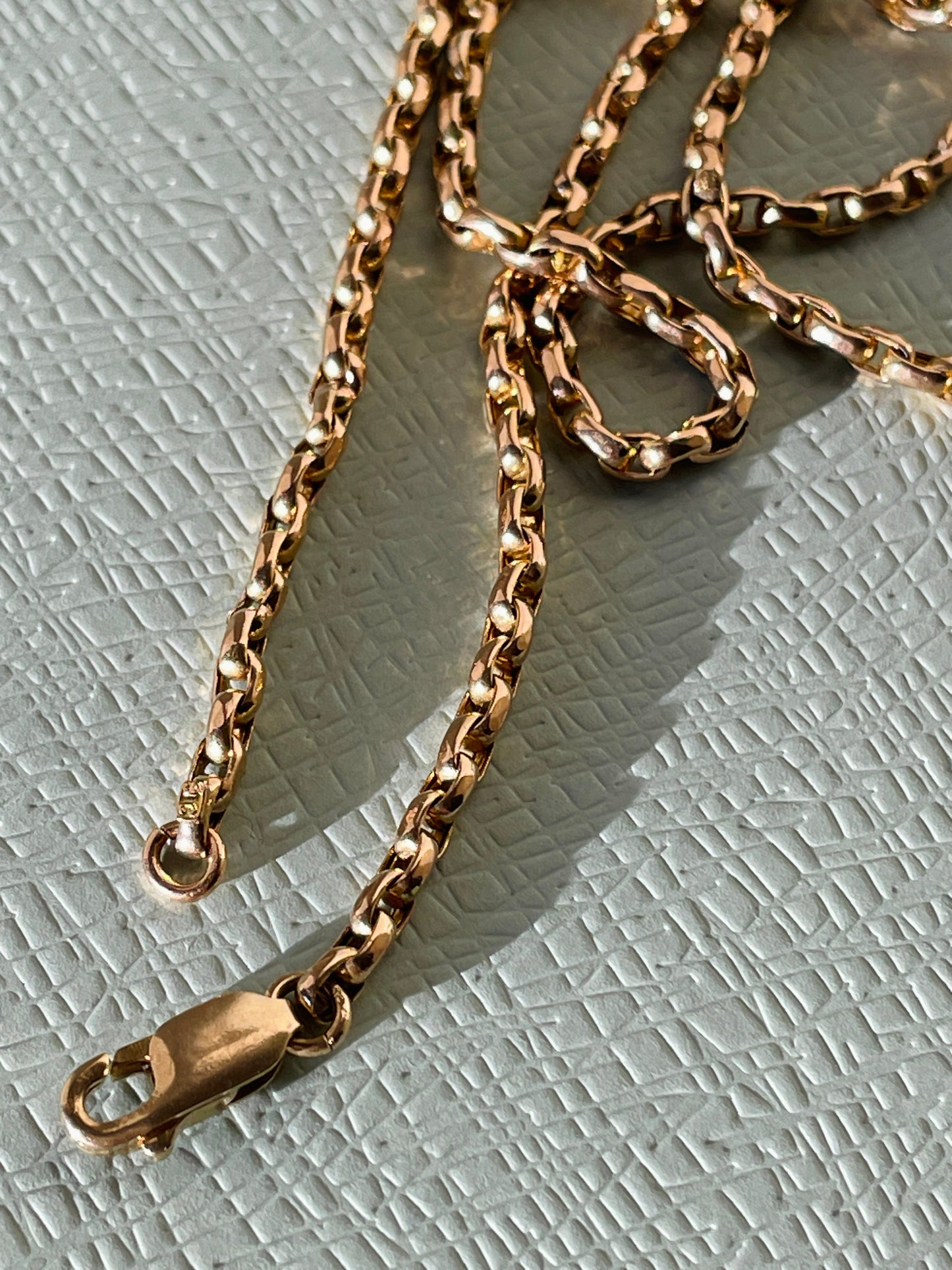 Antique rosy yellow 10K gold belcher link chain with 14K gold lobster clasp, 26.5 inch