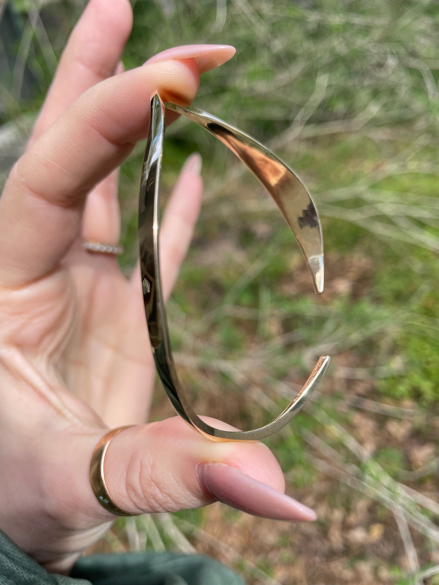 Vintage 14K curvy polished cuff