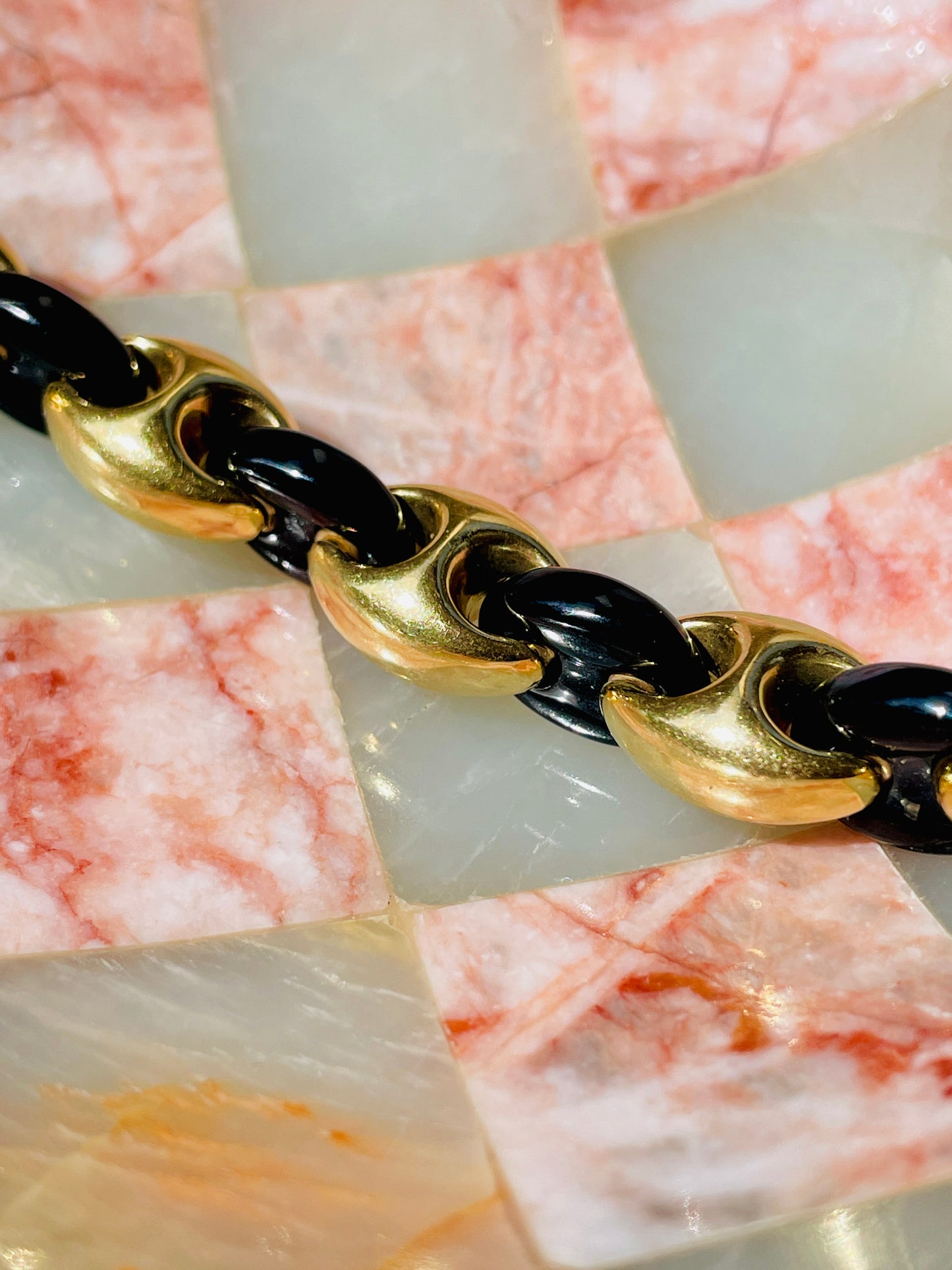 Vintage yellow 18K and onyx mariner link bracelet