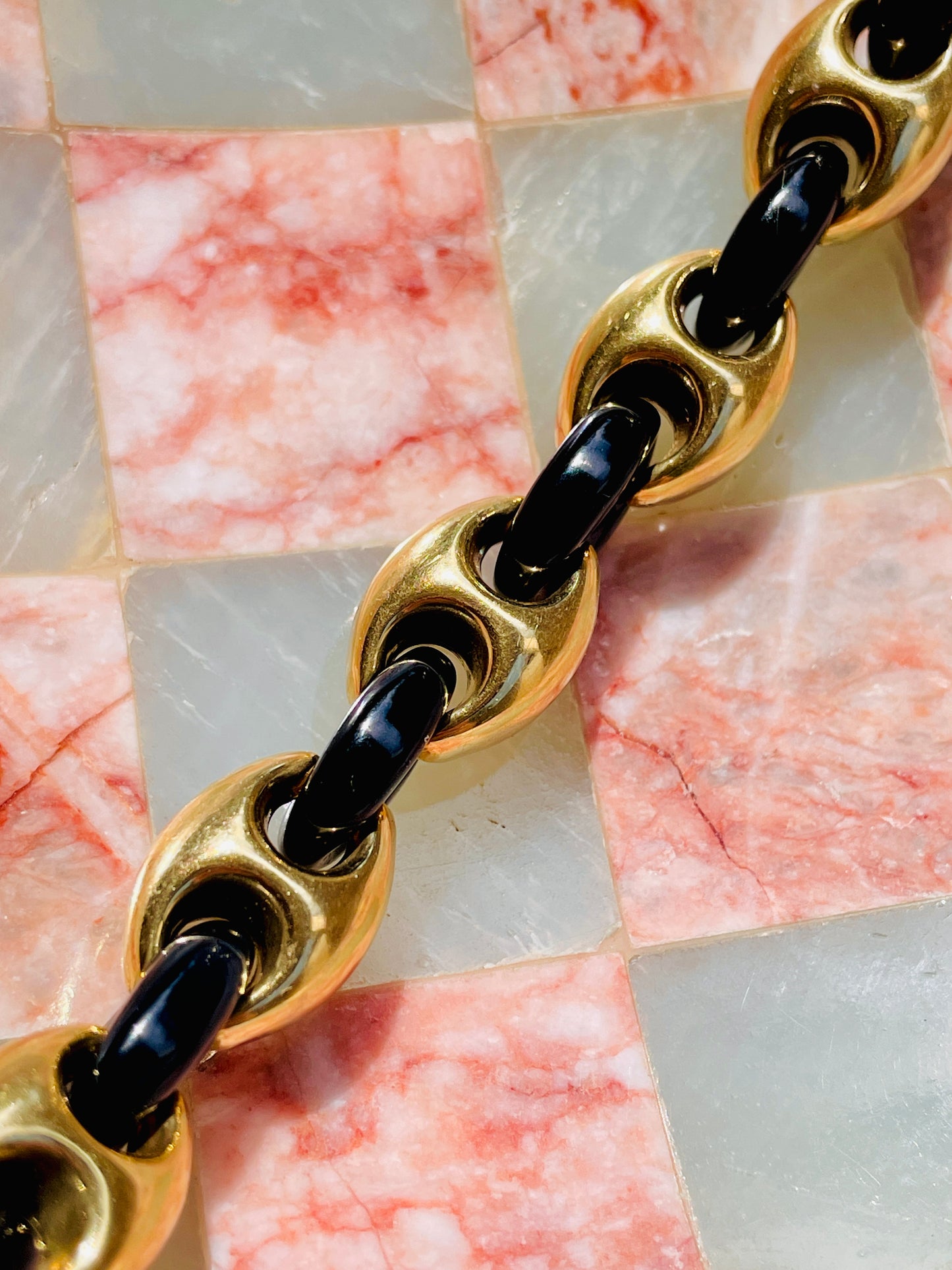 Vintage yellow 18K and onyx mariner link bracelet