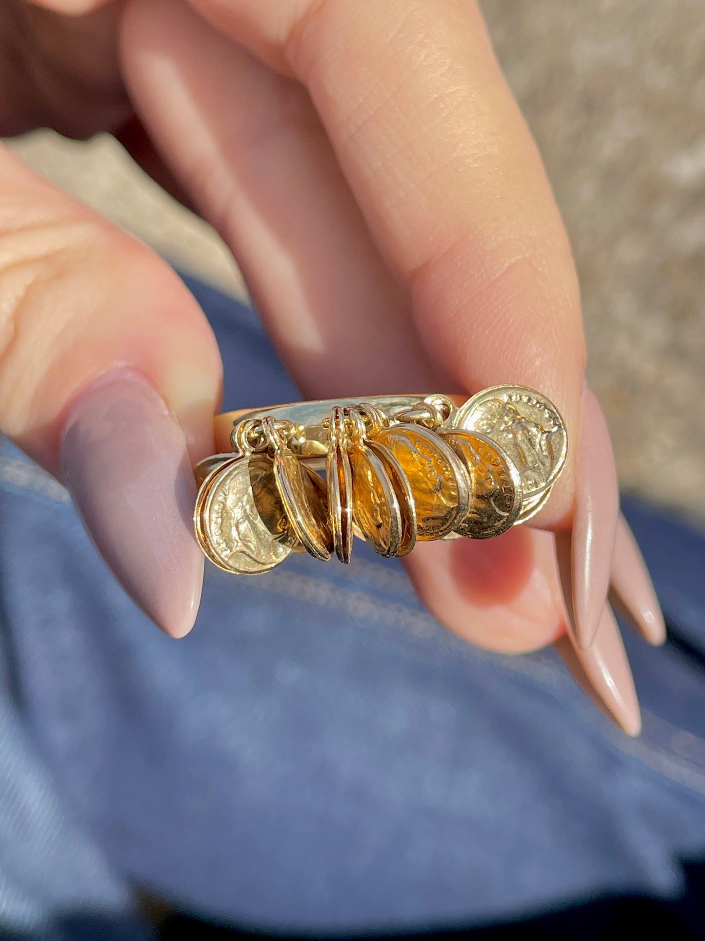 Vintage yellow 14K dangling coins ring, size 8.75