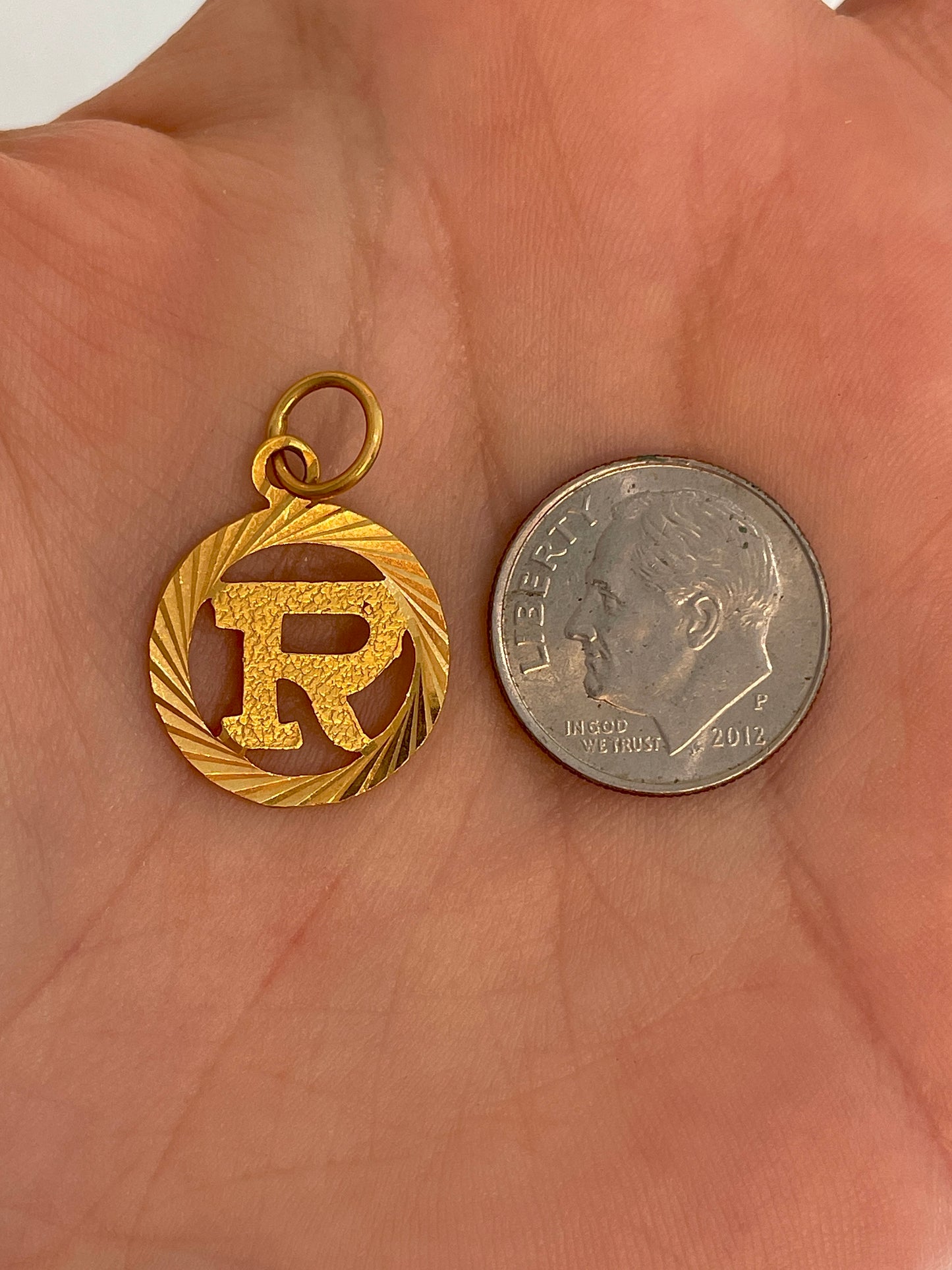 Vintage yellow 22K letter R engine turned charm