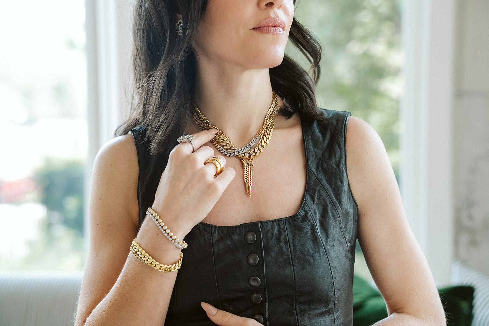 Load video: Introducing 3 Graces of Gold Vintage Fine Jewelry Dealer, Naz Kretlow, Founder and Vintage Jewelry Collector and Dealer in Houston, TX