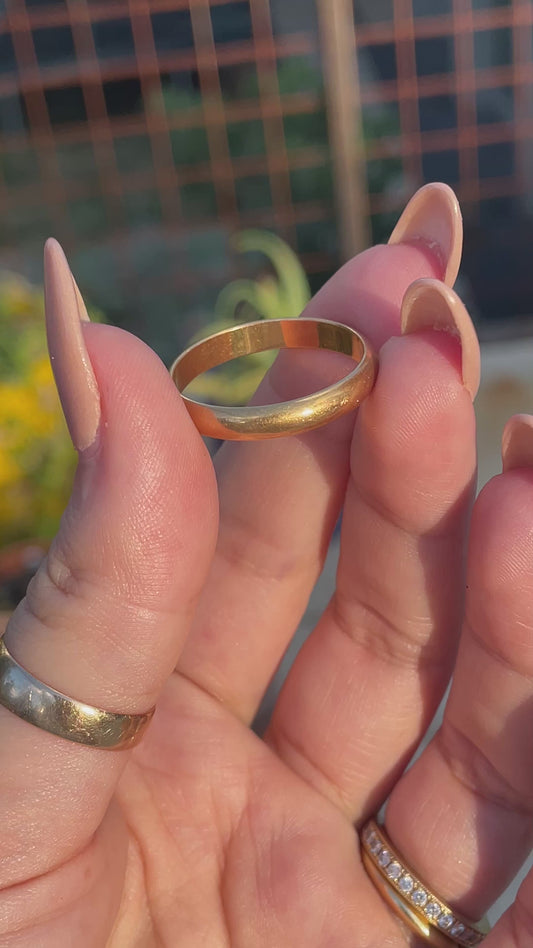 Antique yellow 18K round band, size 11