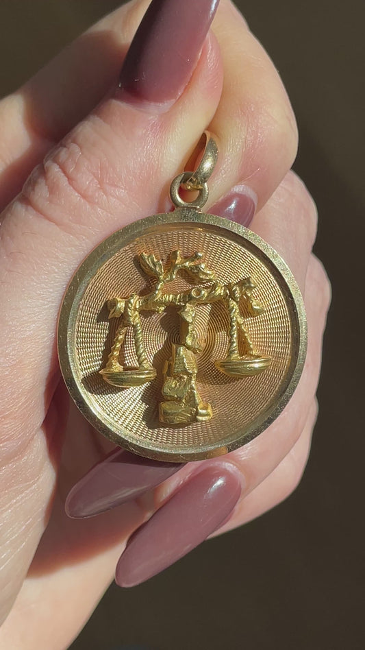 Vintage yellow 18K large UnoAerre Libra statement medallion