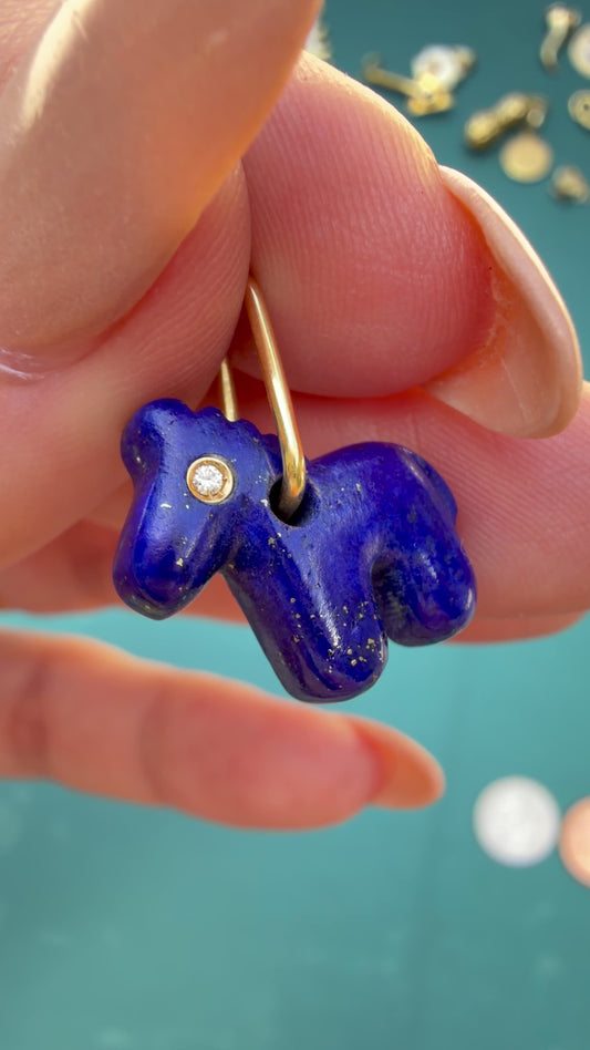 Vintage yellow 18K gold, lapis, and diamond horse charm